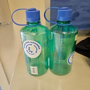 NALGENE Green Sustain Narrow Mouth 32 oz Water Bottles Set of 2 NWT